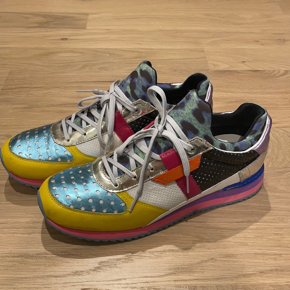 Dolce & Gabbana Sneakers - Size 40.5